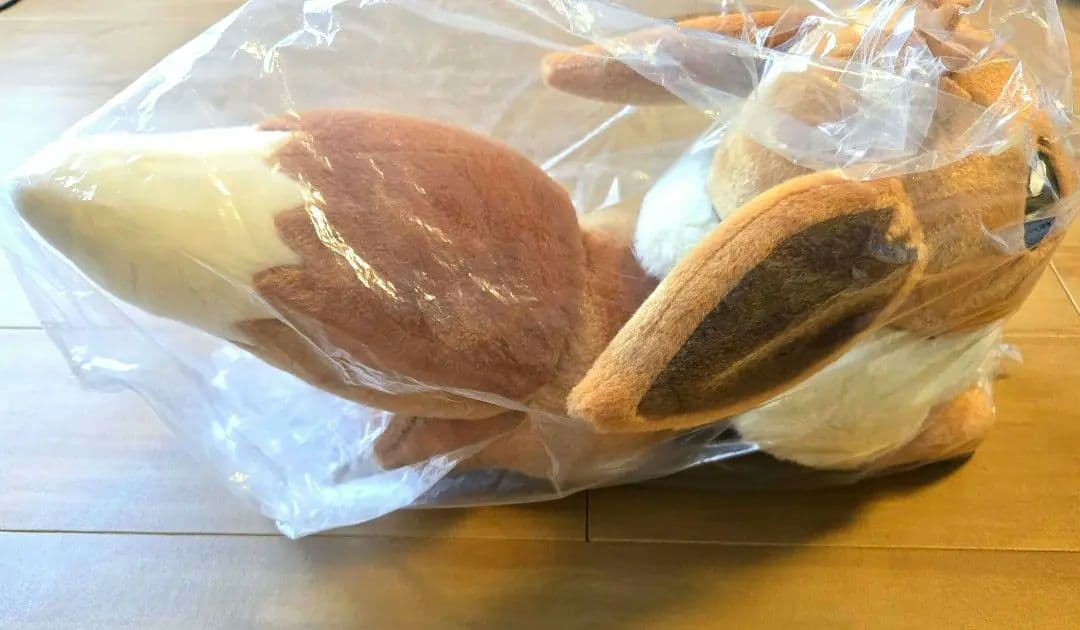 みる【未開封】等身大イーブイ ぬいぐるみ 寝そべり ポケモンセンター限定