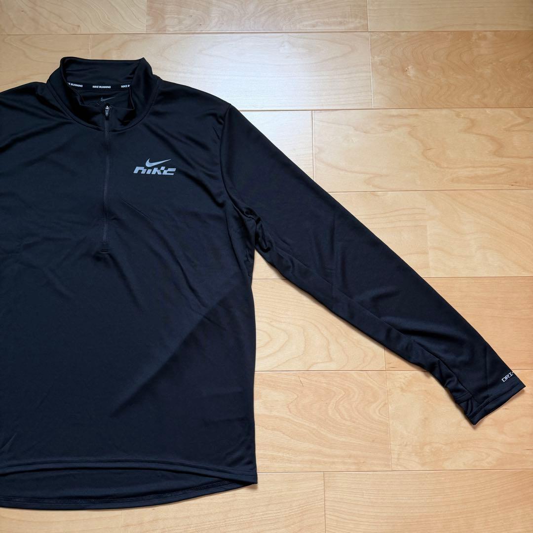 NIKEナイキ　ランニングウェア　長袖　ハーフジップアップシャツ　黒　XL 新品