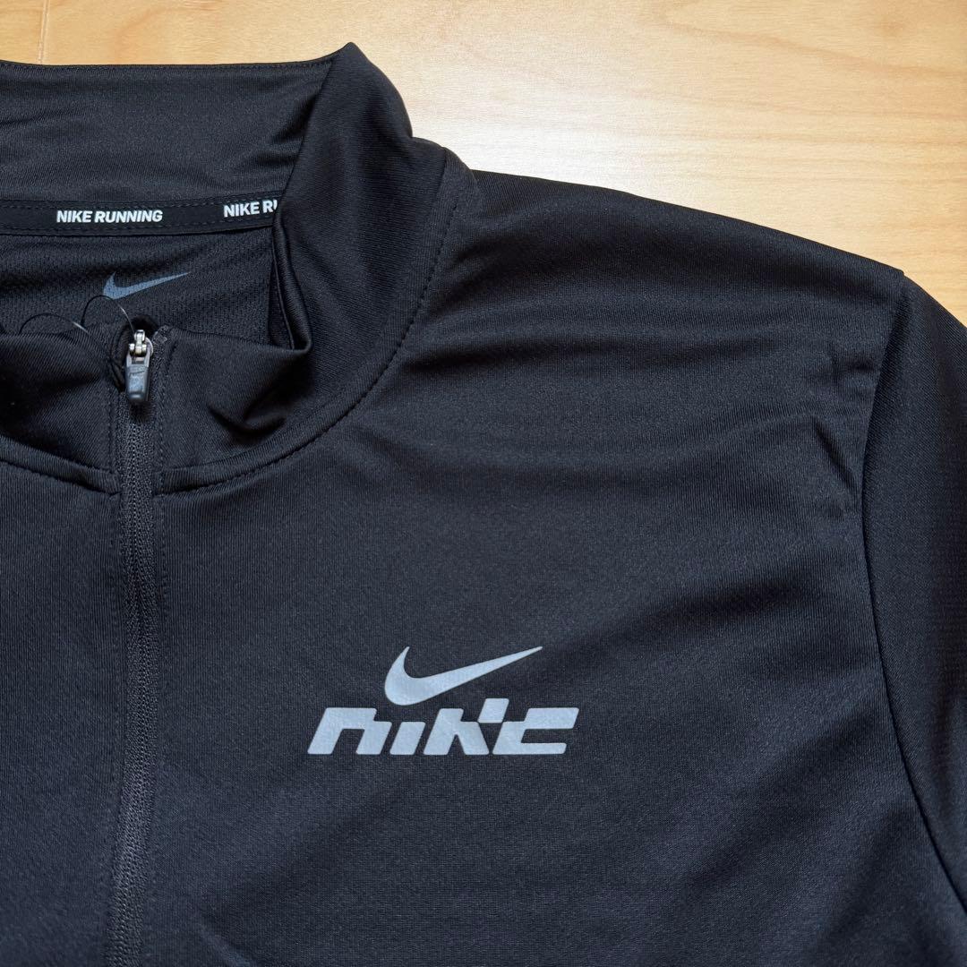 NIKEナイキ　ランニングウェア　長袖　ハーフジップアップシャツ　黒　XL 新品