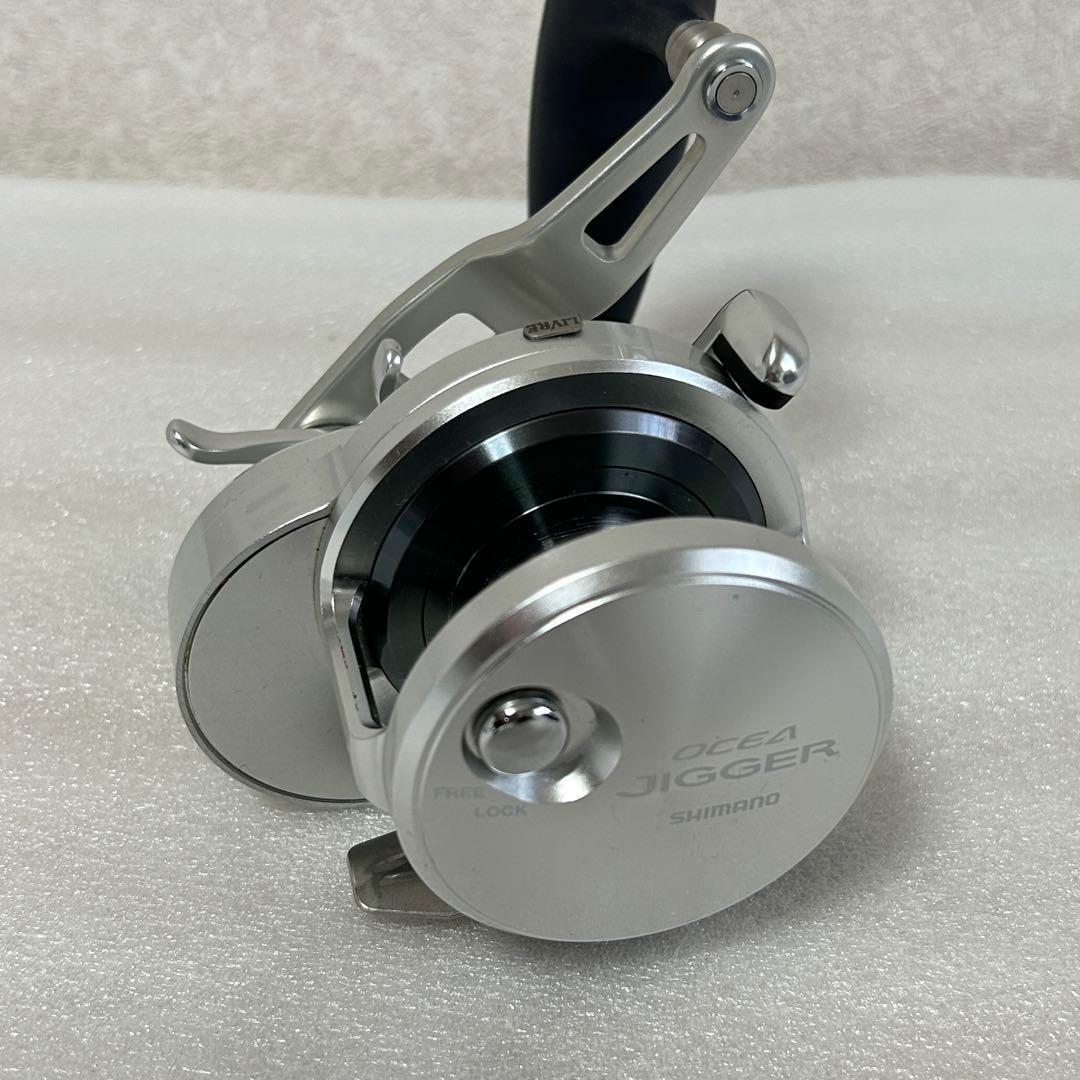 シマノ 11オシアジガー 2000NRHG 3000ハンドル他 オプション多数