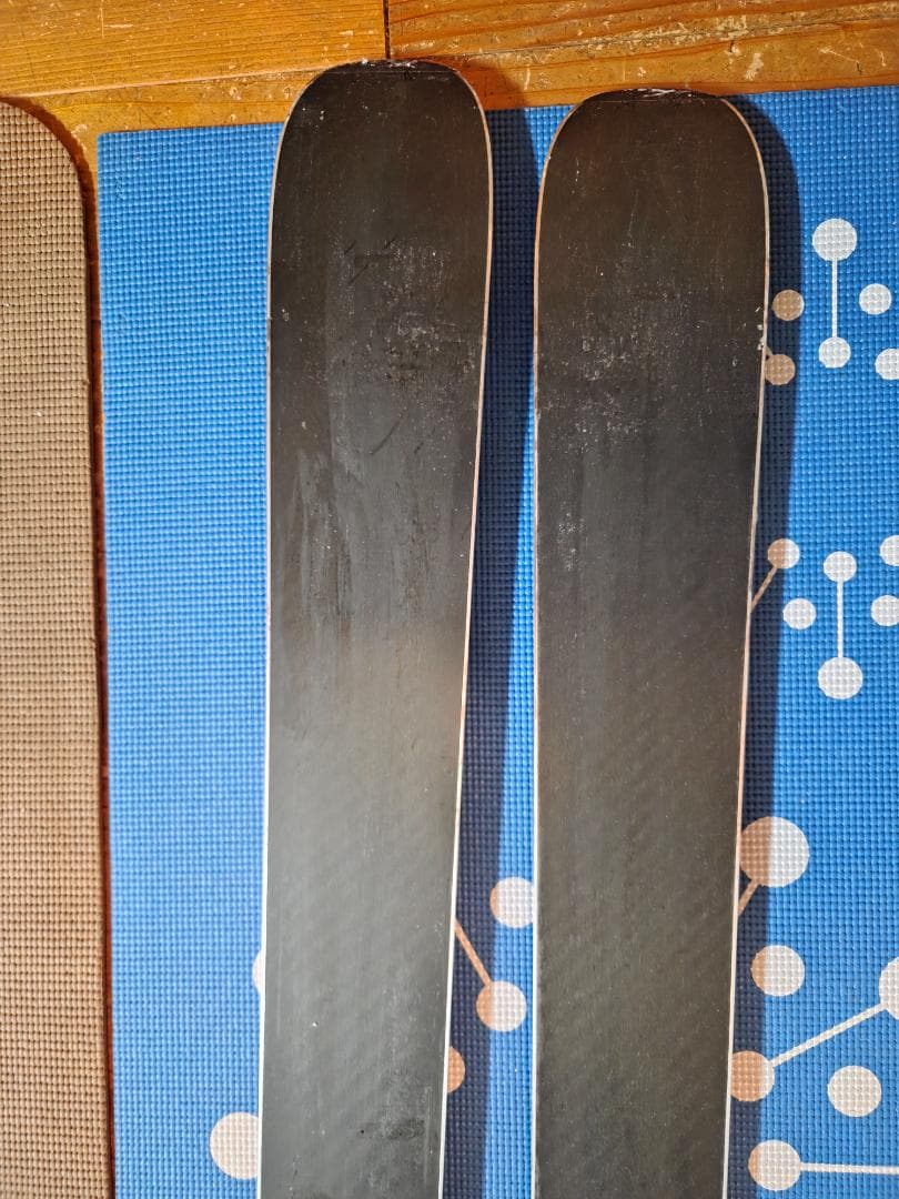 Salomon QST 92 スキー