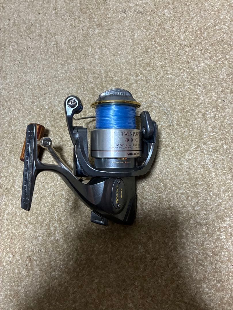 SHIMANO TWINPOWER 4000F スピニングリール