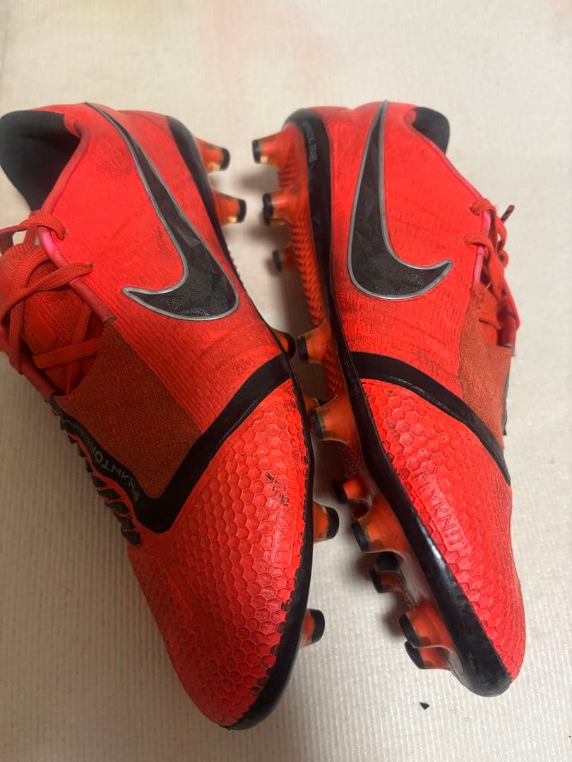 ナイキ　サッカースパイク ファントムベノム　phantom AG ファントム