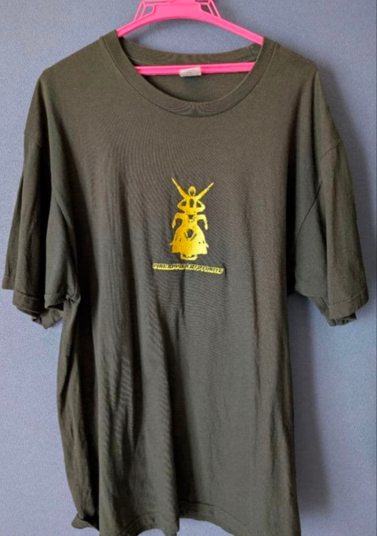 新しい学校のリーダーズ 公式パイナップルクリプトナイトＴシャツ 超レア！！