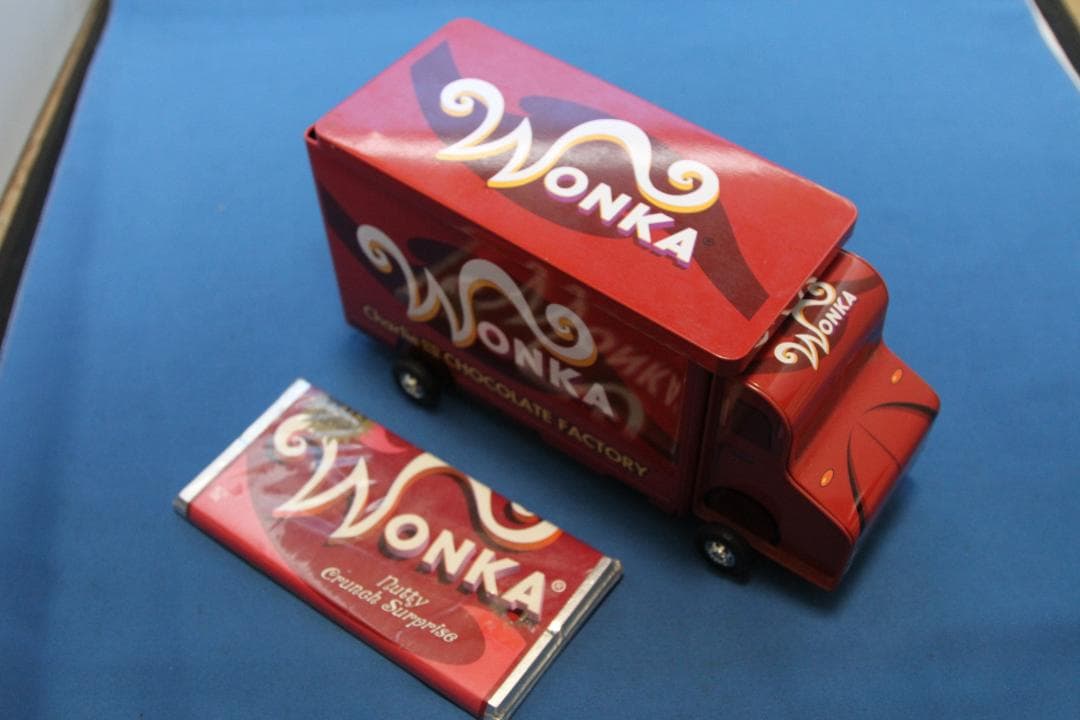 チャーリーとチョコレート工場　WONKA トラック＆　ウォンカバー（レプリカ）