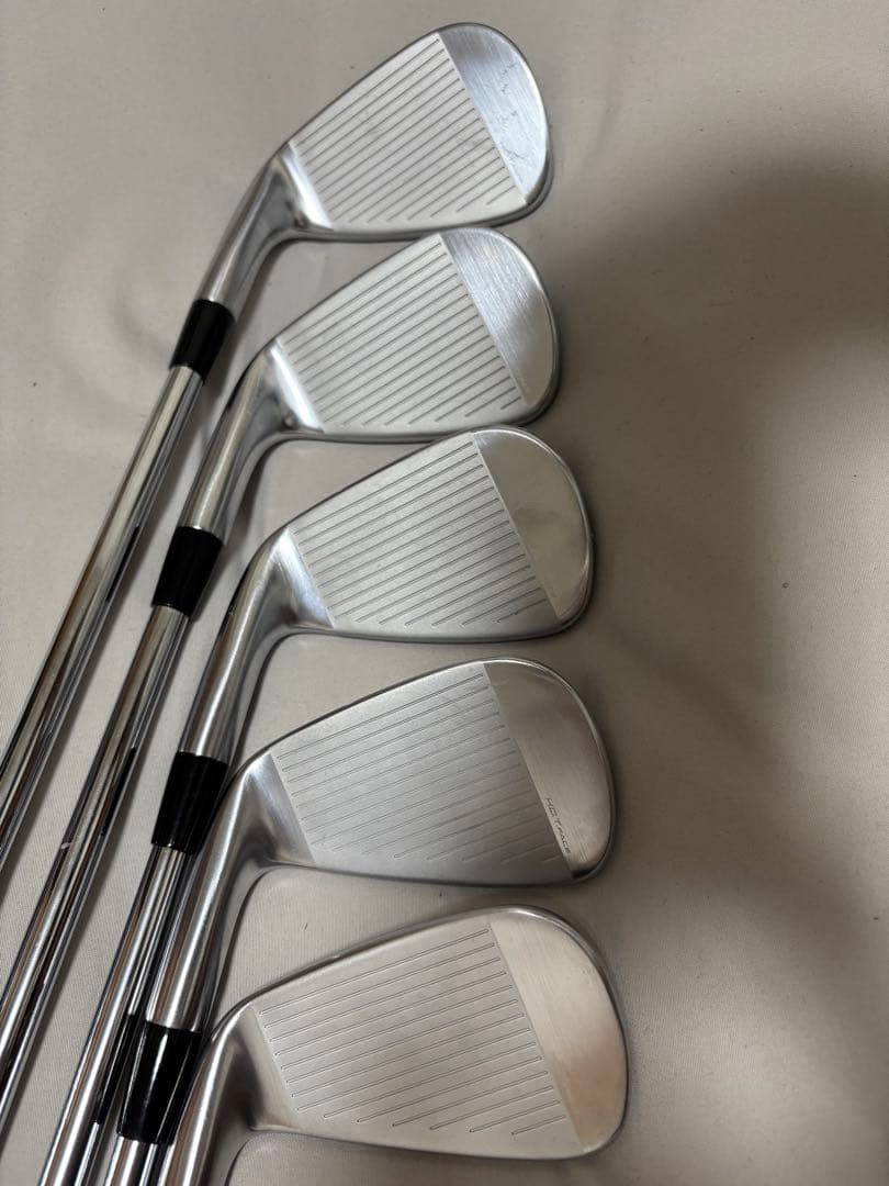2024年モデル　Cobra King Tec アイアンセット 6-9 P