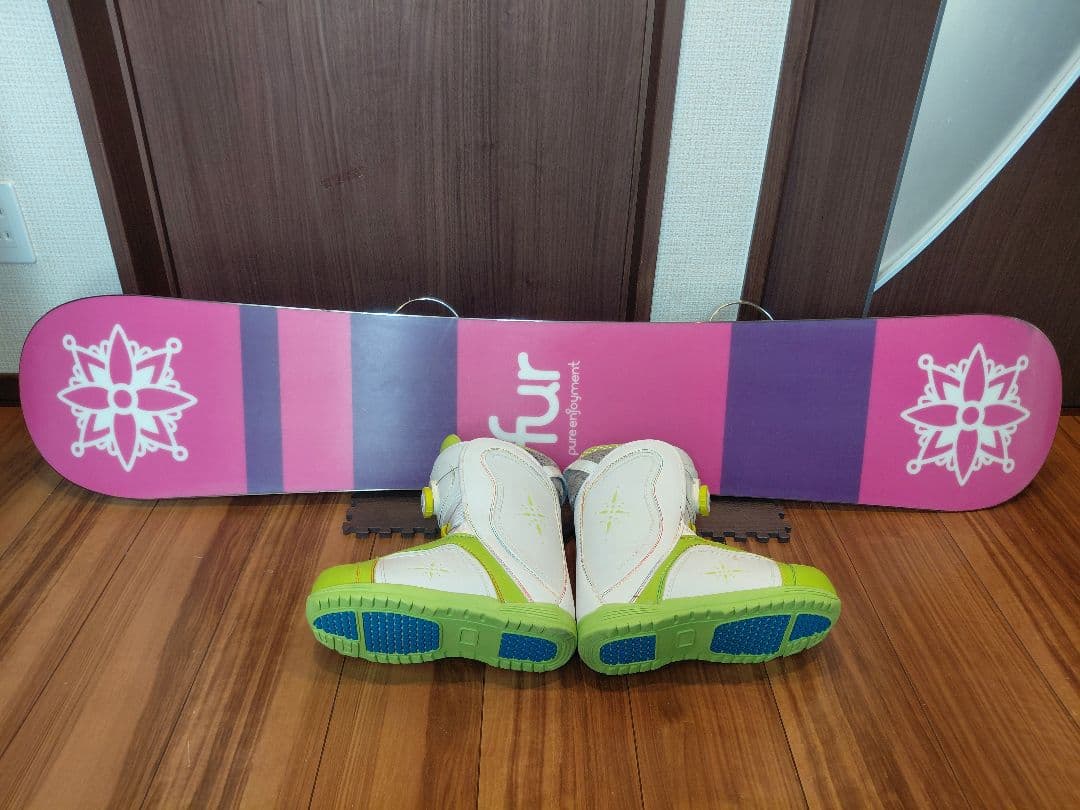 大特価❗fur pure enjoyment レディーススノーボードフルセット