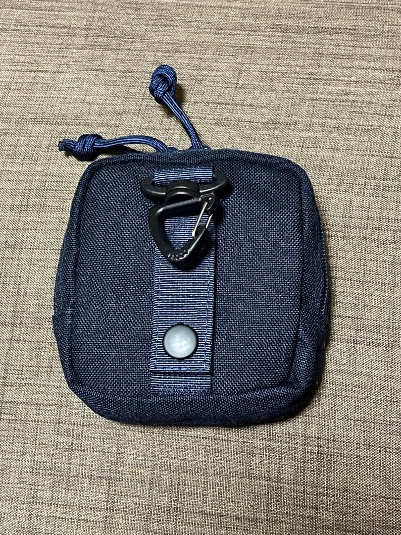 BRIEFING MINI ROUND POUCH (ボールケース)
