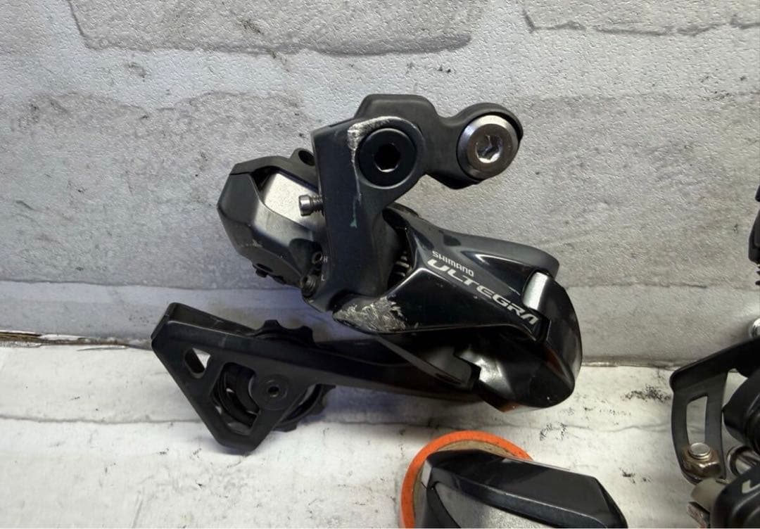 シマノ　アルテグラ　r8050 di2 コンポセット