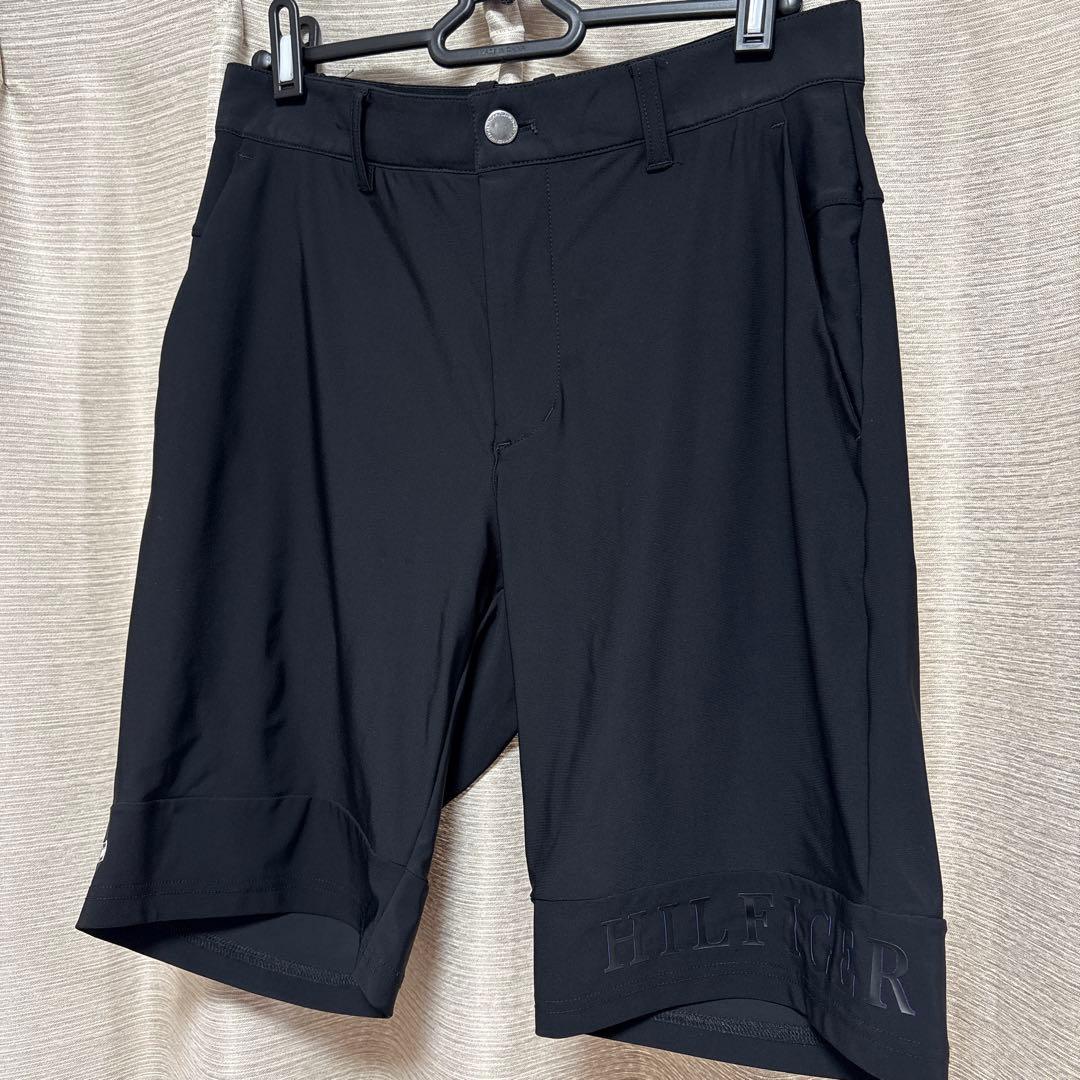 美品　トミーヒルフィガーゴルフ　ストレッチ　ハーフパンツ　サイズM