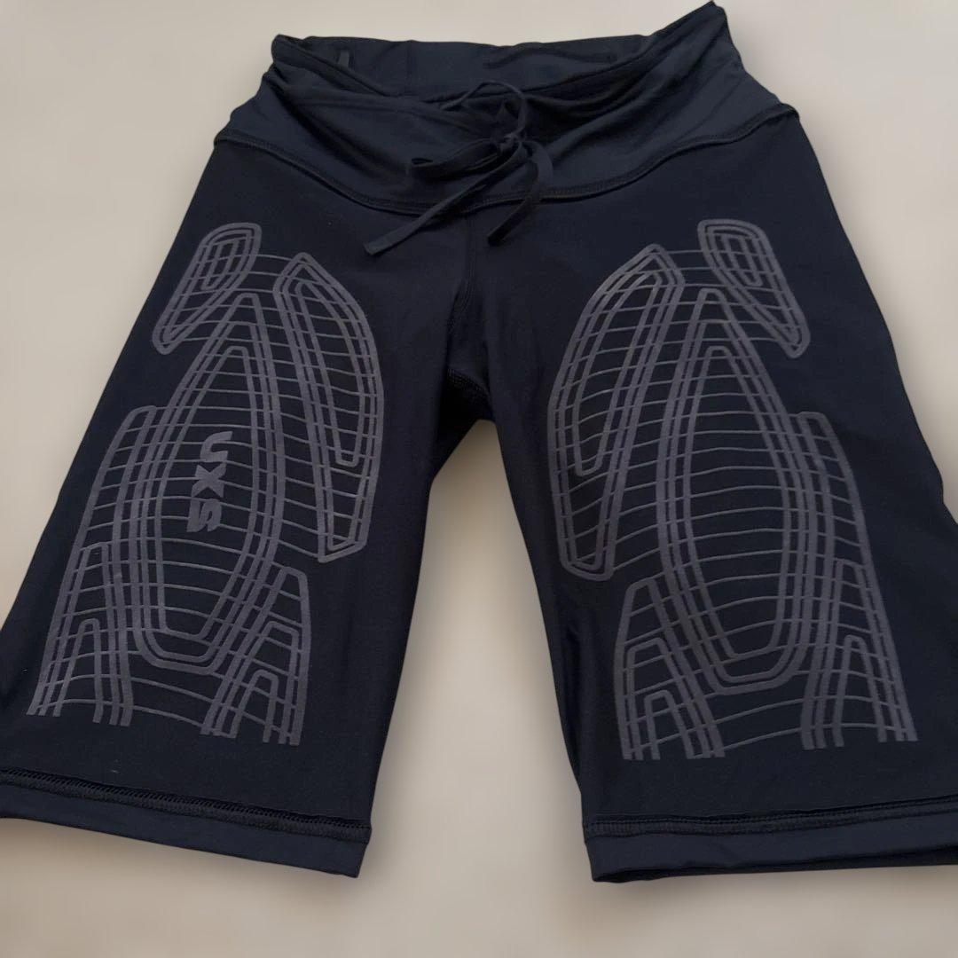 週末価格2XU コンプレッションショーツ ブラック　レディース　xs