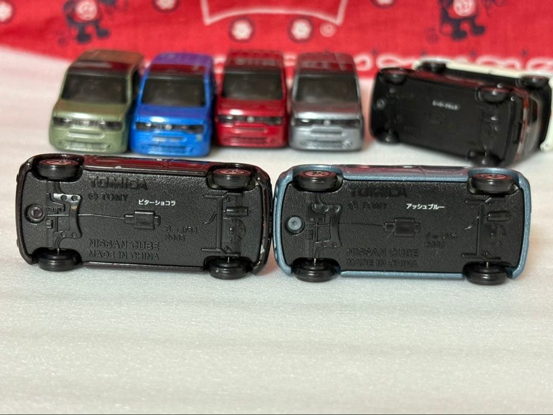 ＊希少品＊トミカ 日産 キューブ 【カラーサンプル 9台セット】