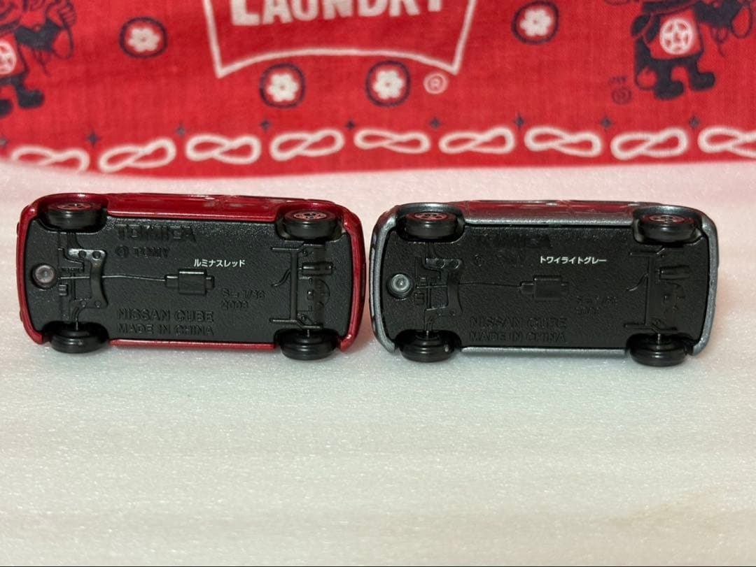 ＊希少品＊トミカ 日産 キューブ 【カラーサンプル 9台セット】