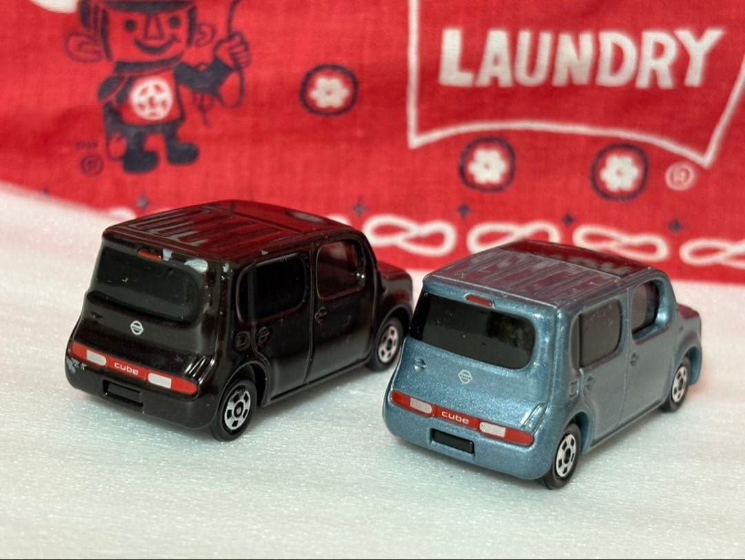 ＊希少品＊トミカ 日産 キューブ 【カラーサンプル 9台セット】
