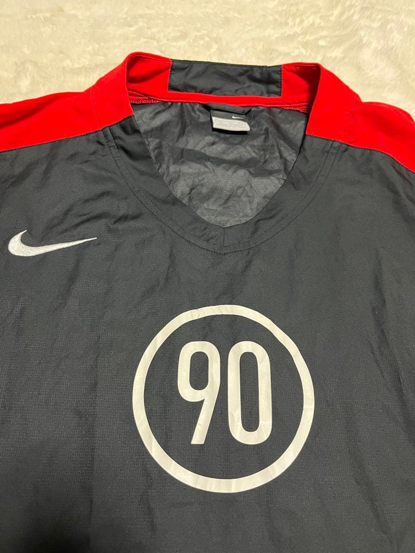 NIKE トータル９０　ナイロン　ピステ　プルオーバー　ポケット付