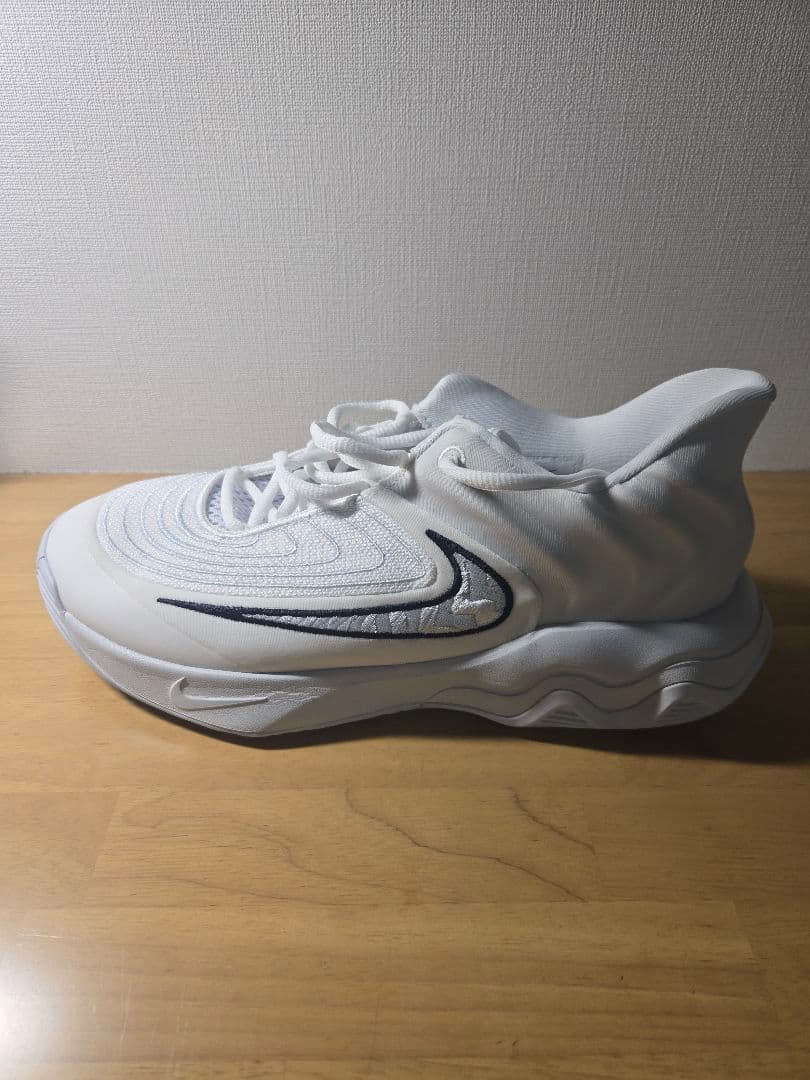 ナイキ ヤニス バスケットボールシューズ 27.5cm