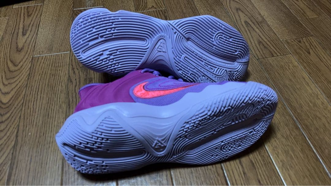 Nike バスケットボールシューズ 紫色