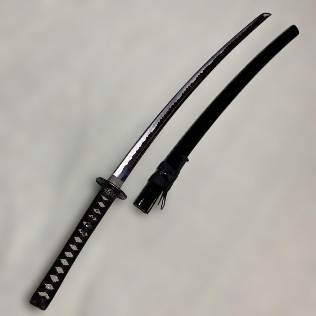 高級居合刀 黒柄 富士昇龍木瓜黒鍔 黒呂鞘