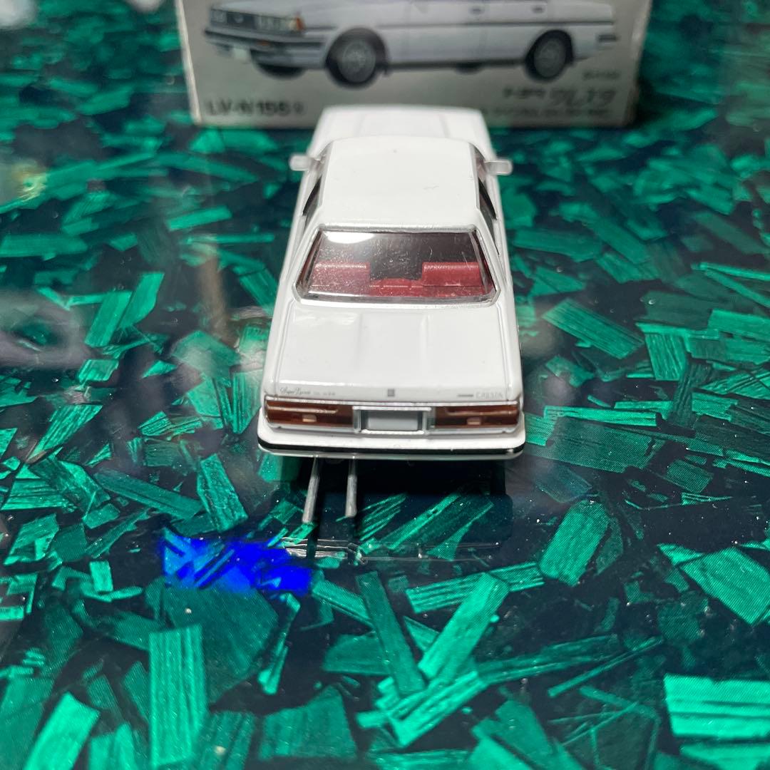 トミカリミテッドヴィンテージ　クレスタ　ミニカー