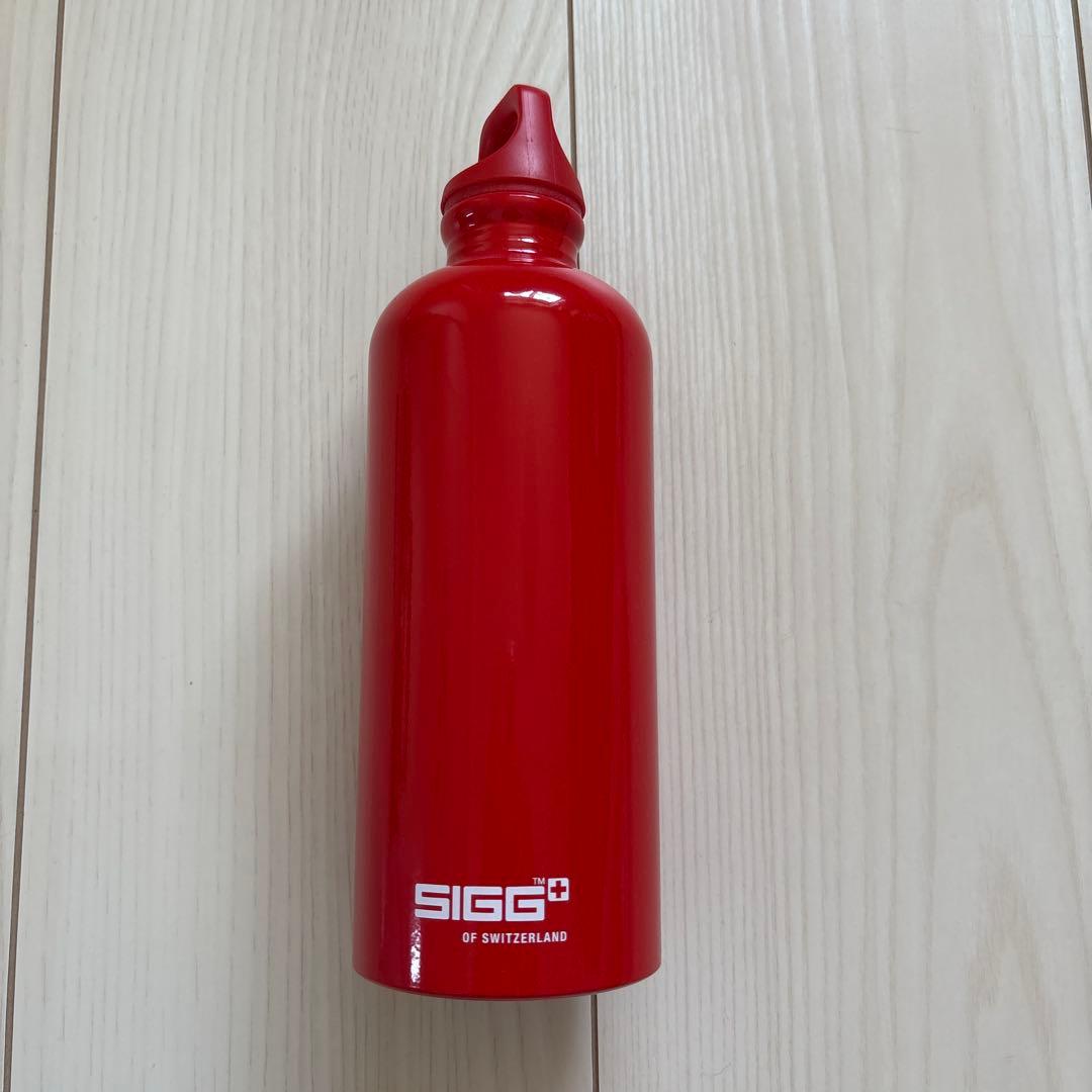 Supreme SIGG レッドボトル