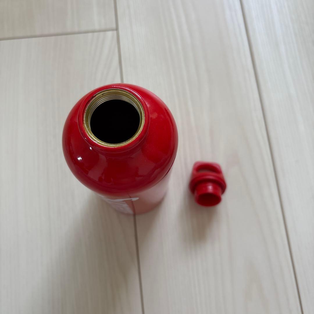 Supreme SIGG レッドボトル