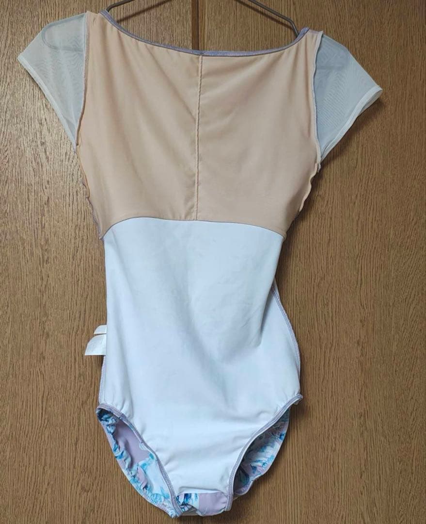 スティナ　stina バレエ　レオタード　Mサイズ