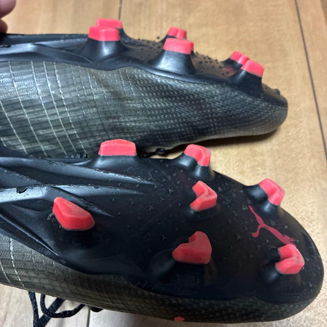 サッカースパイク　PUMA ULTRA