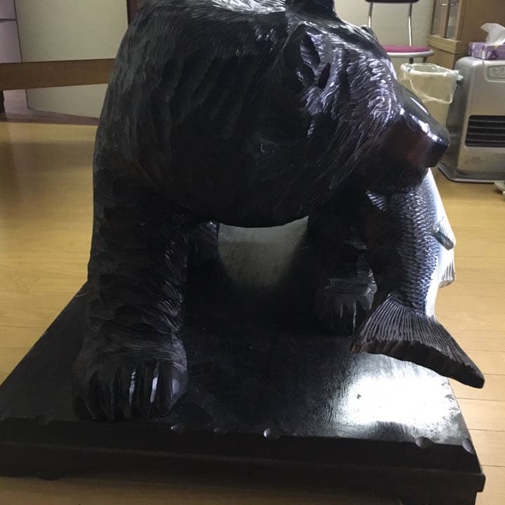 木彫りの熊