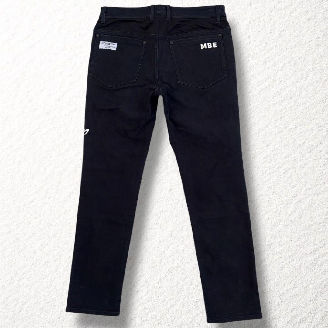 【マスターバニーエディション】ゴルフパンツ ストレッチ スキニー ロゴ 黒系 3