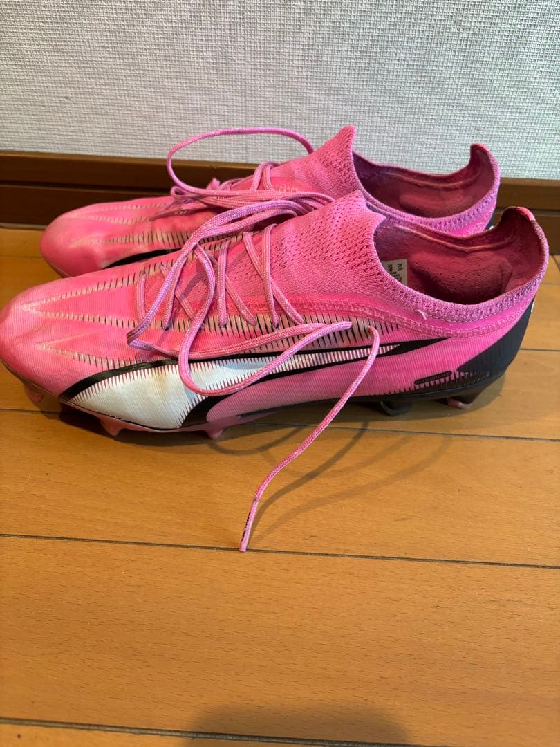 Puma ピンク サッカーシューズ スパイク　ウルトラ　FG/AG