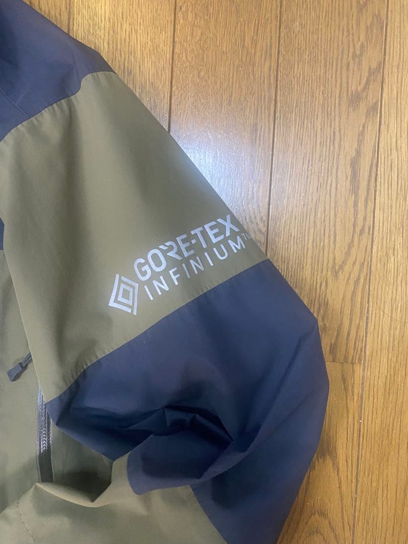 Daiwa GORE-TEX INFINIUM レインウェア　S