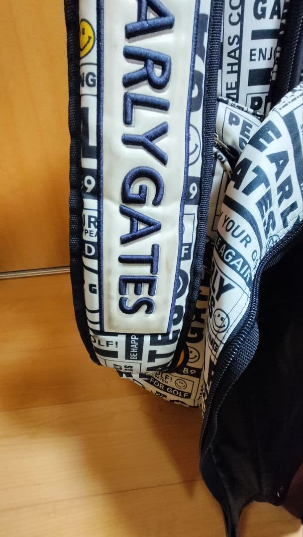 PEARLY GATES ゴルフバッグセット　ニュースペーパー柄