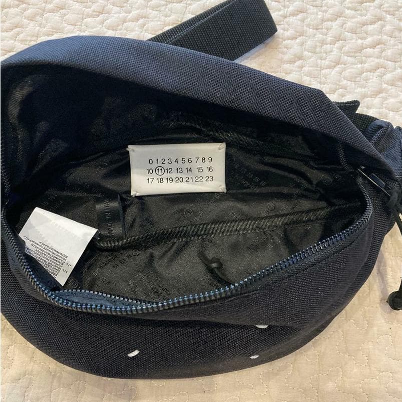 Maison Margiela 4ステッチ　ボディバッグ --