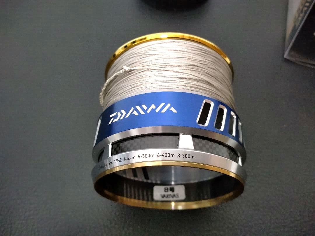 【美品】10ソルティガ6500H+新品替スプールIZEFACTORY新品PE#8