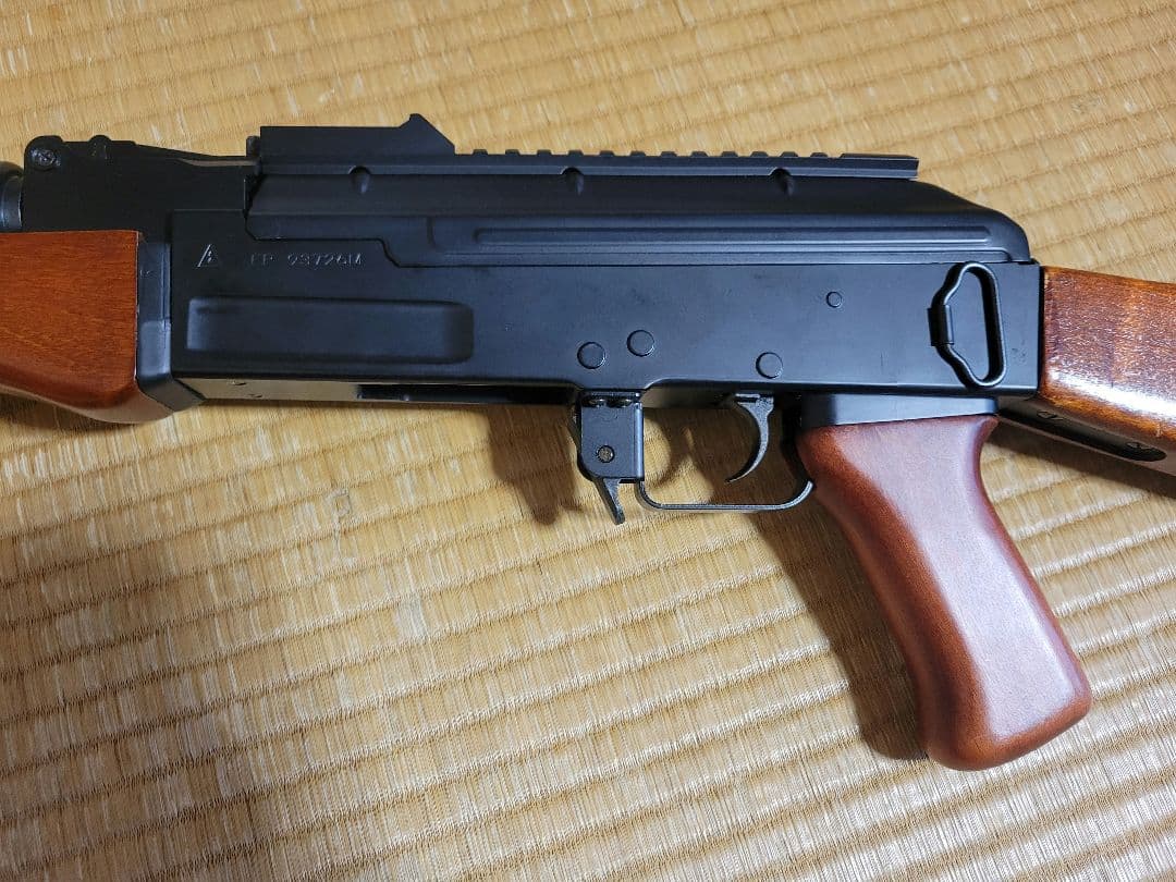 東京マルイ スタンダード電動ガン AK47