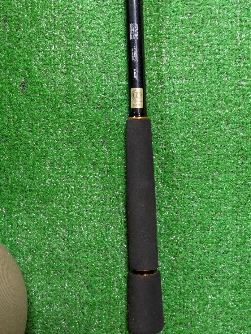新品未使用。25モアザン106M/MH.J