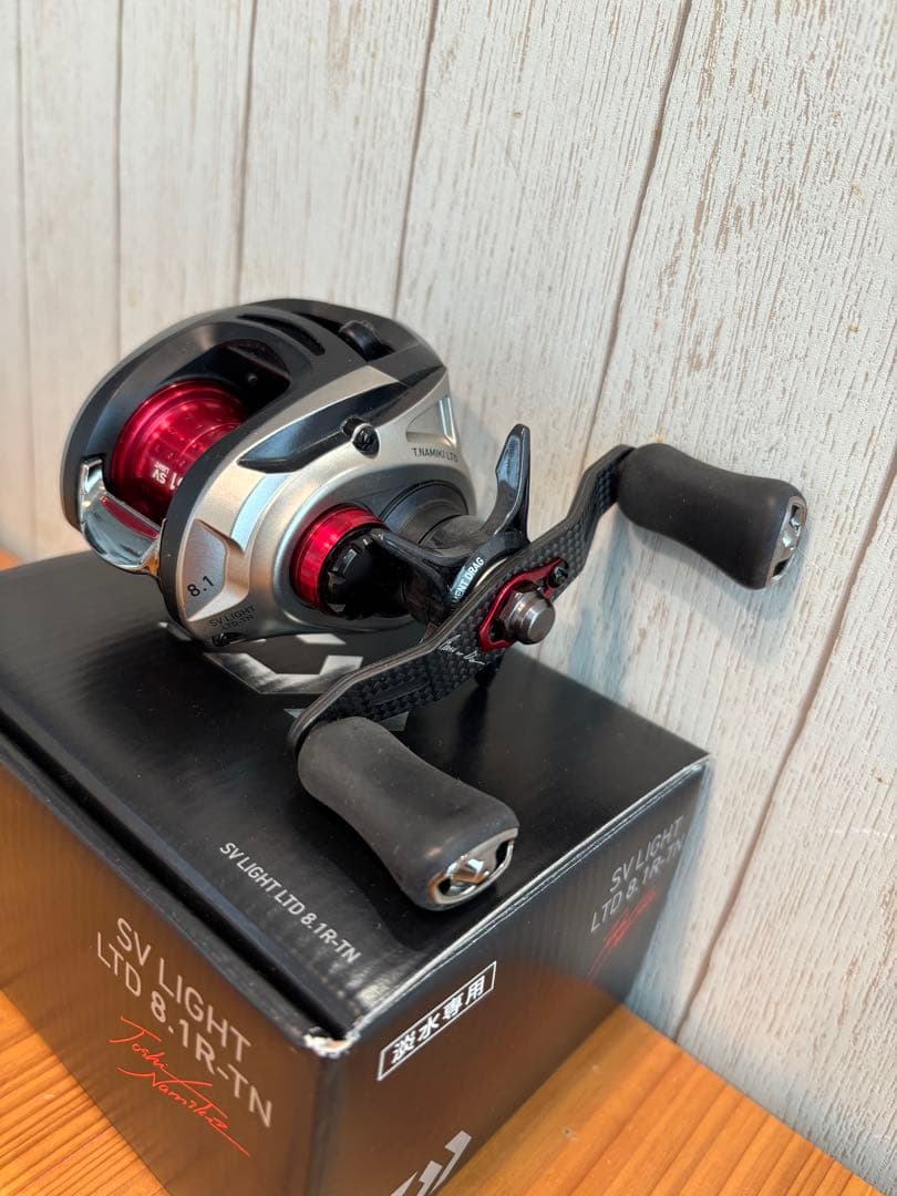 リール SV LIGHT LTD 8.1R-TN