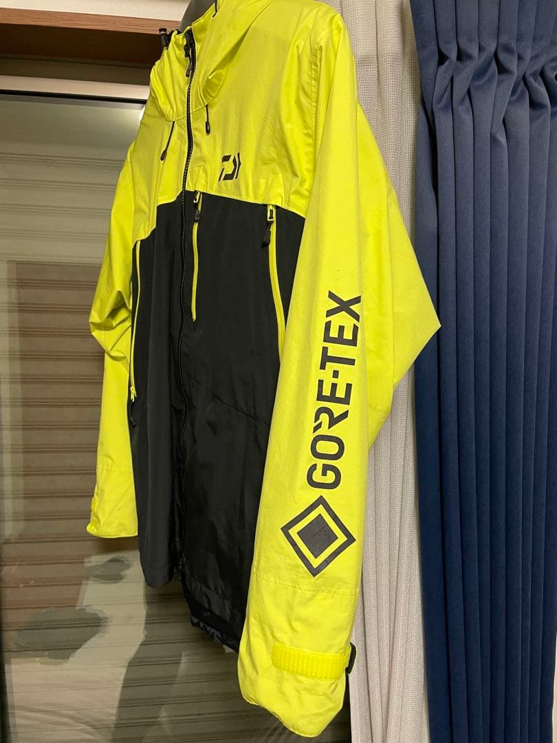 DAIWA GORE-TEX バーサタイルレインウェアセット