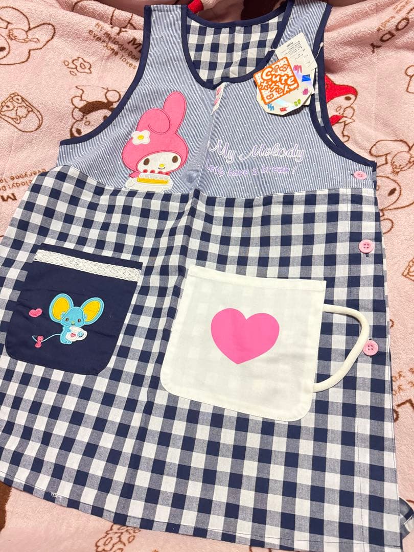 My Melody チェック柄エプロン　マイメロ　エプロン　ネイビー　サンリオ