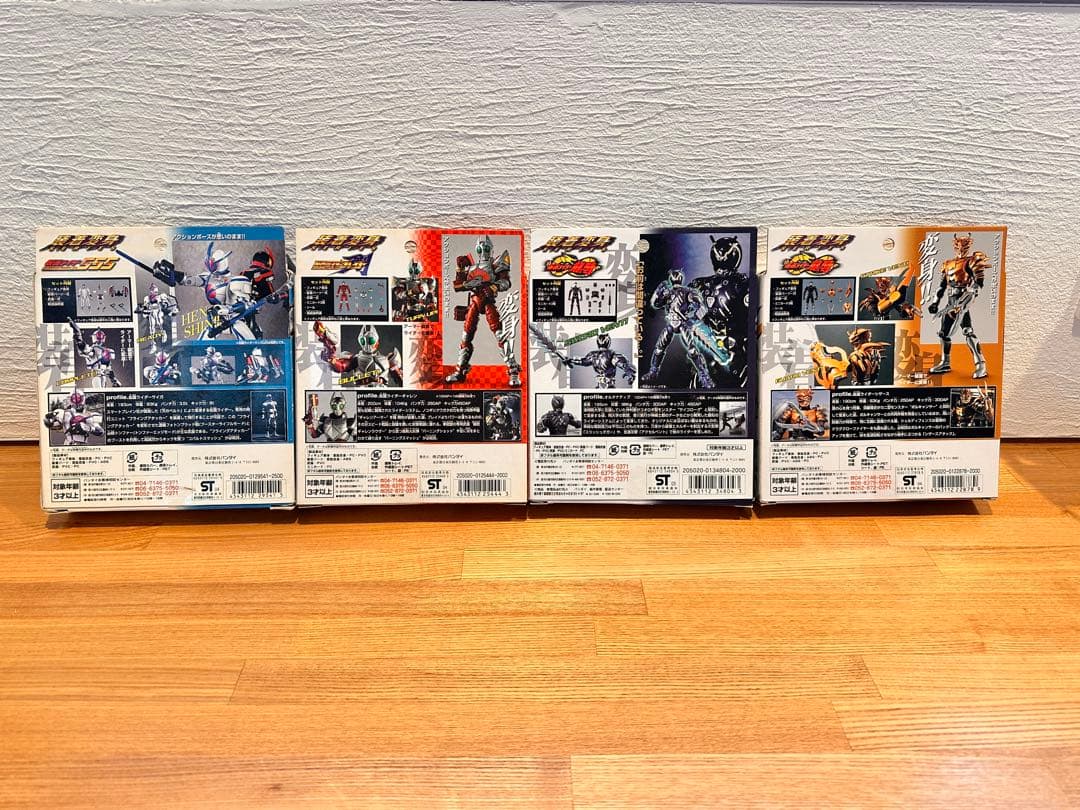 仮面ライダー フィギュア 4体セット