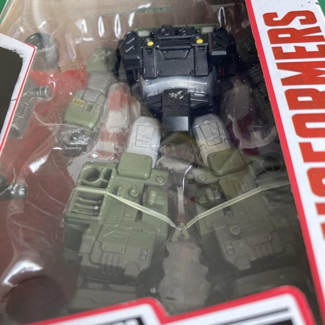 TRANSFORMERS WFC-02 HOUND フィギュア
