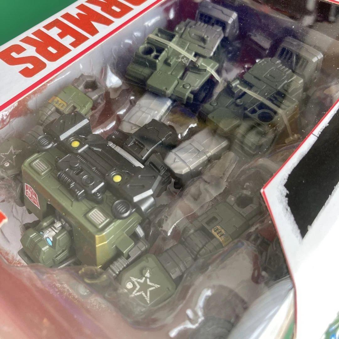 TRANSFORMERS WFC-02 HOUND フィギュア