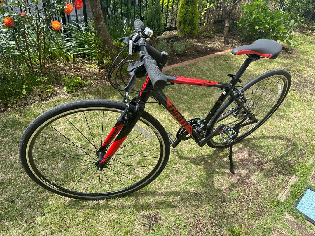 Giant ロードバイク ブラック/レッド 700C