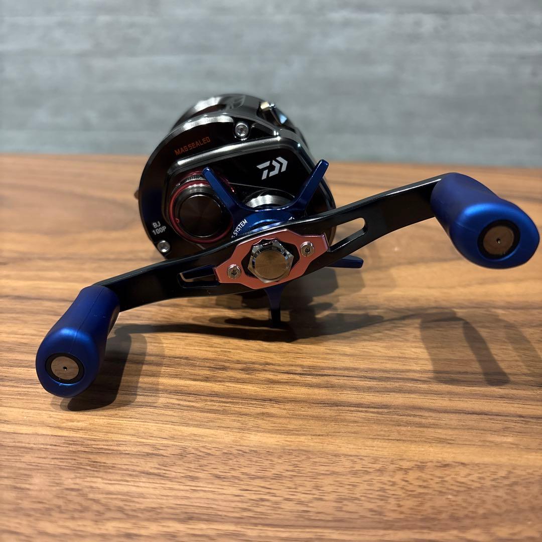 【美品】SALTIGA ソルティガ　 BJ 100P-RM ベイトリール