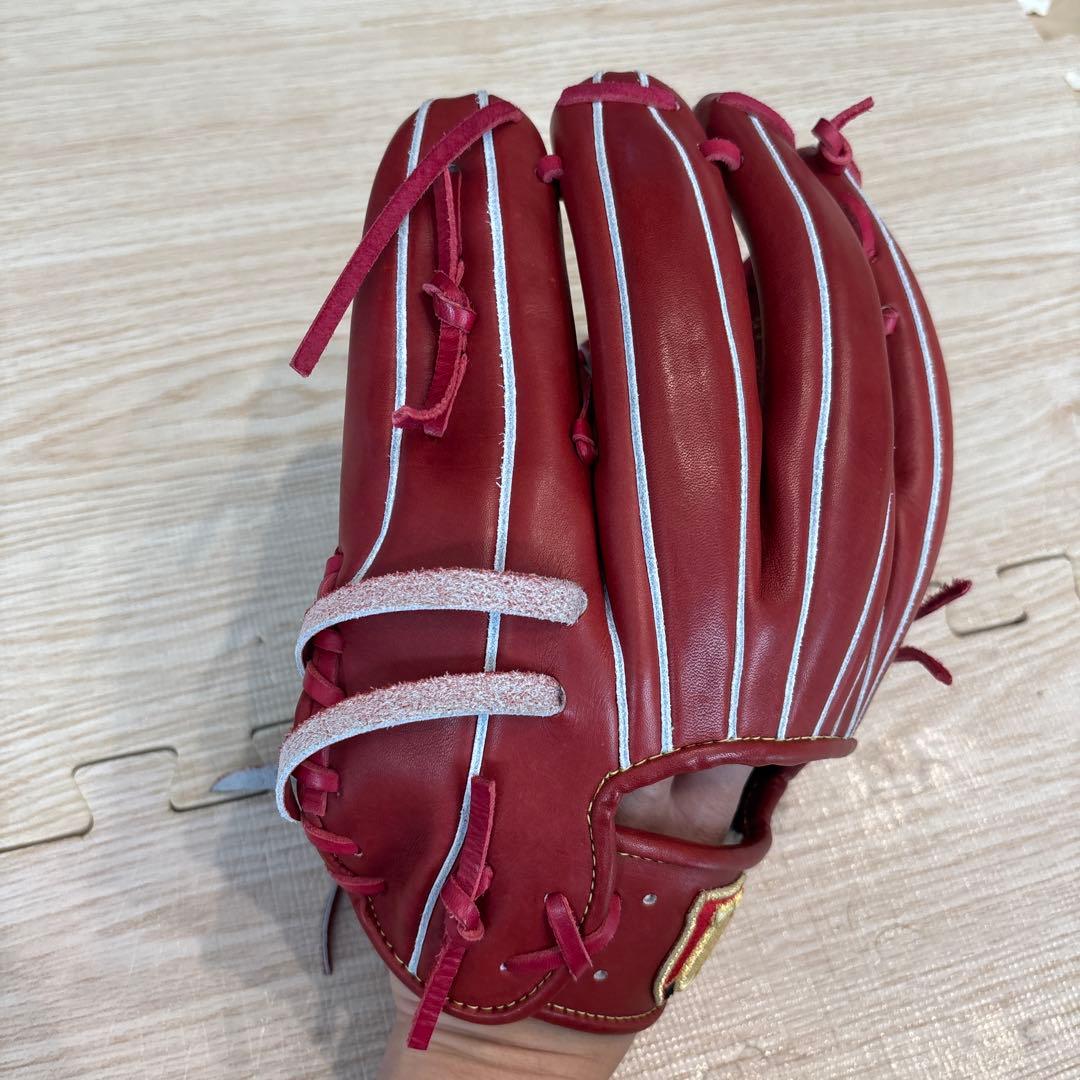 定価税込67100円！ウィルソン　硬式　投手用　新品未使用　袋付き　33型