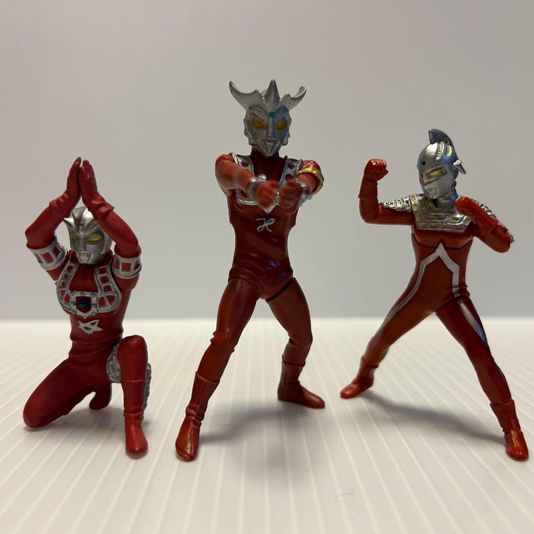 ウルトラマン シリーズ DG HG CORE フィギュア33 体セット