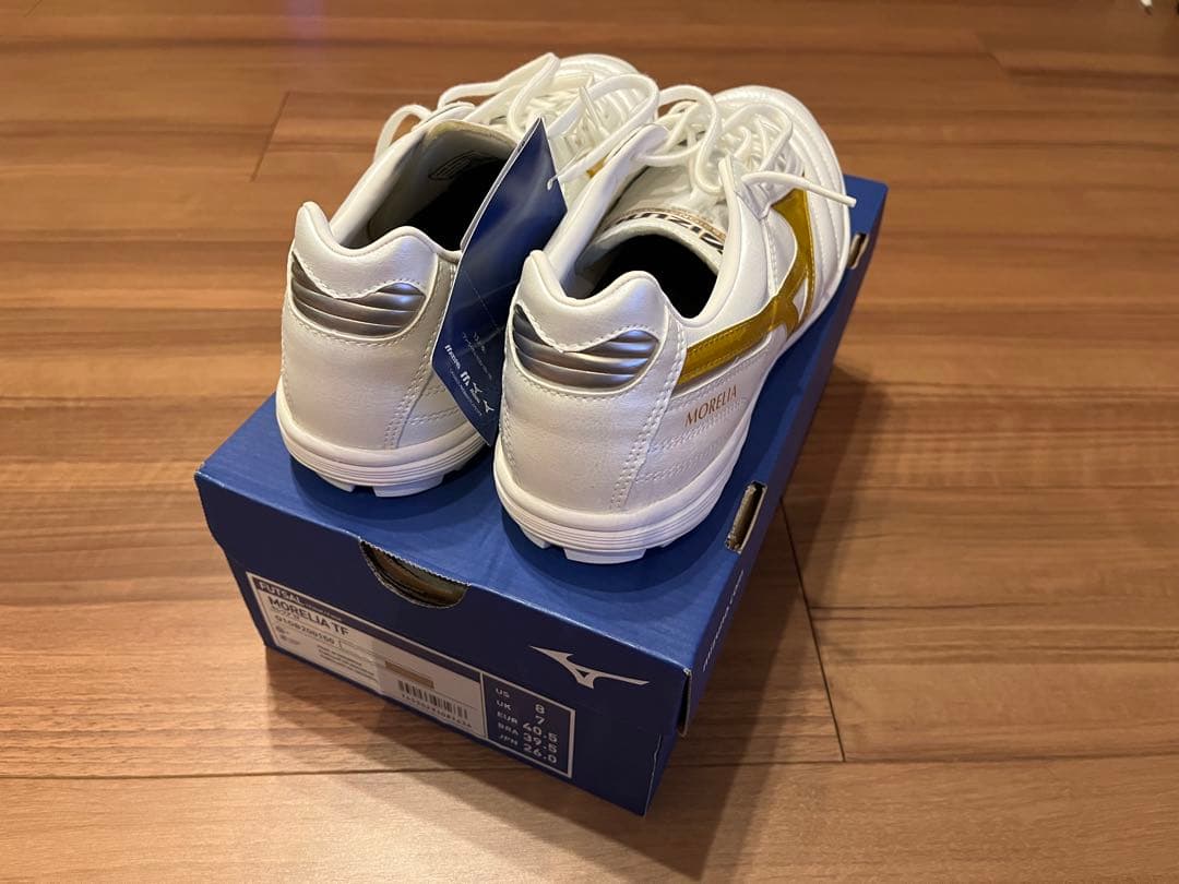 MIZUNOモレリアTF ホワイト×ゴールド　限定品　26.0cm