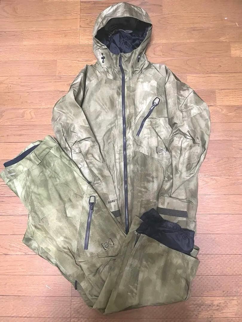 美品Burton ak cyclic JKT/PT GORE-TEXセットアップ