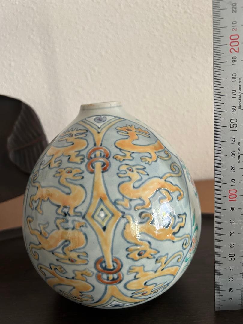 五代 佐藤走波 染錦 唐草 間取 龍文 花入 花瓶 有田焼　陶器　器