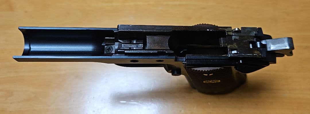 【カスタム品？】東京マルイ ガス コルト ガバメント マークⅣ シリーズ70